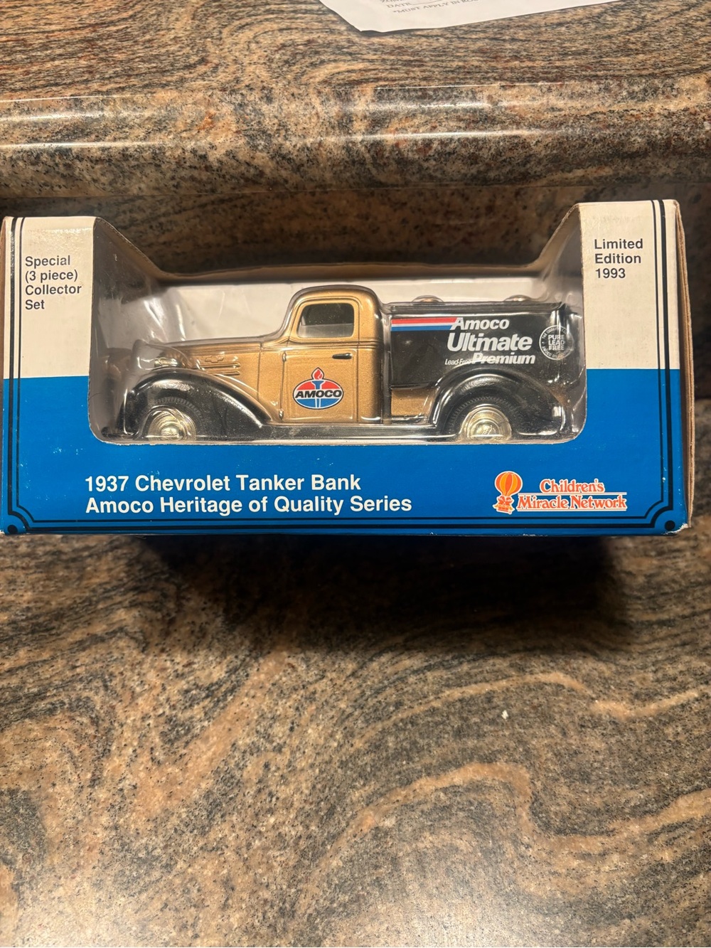 Amoco 1937 Chevrolet Tanker Bank - Gold & Black Diecast